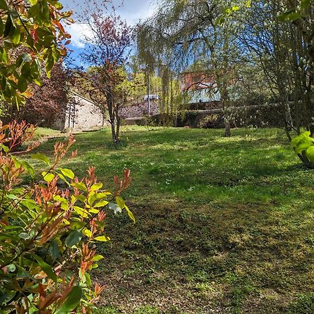 Un Jardin Secret Bed & Breakfast Yzeron Eksteriør bilde